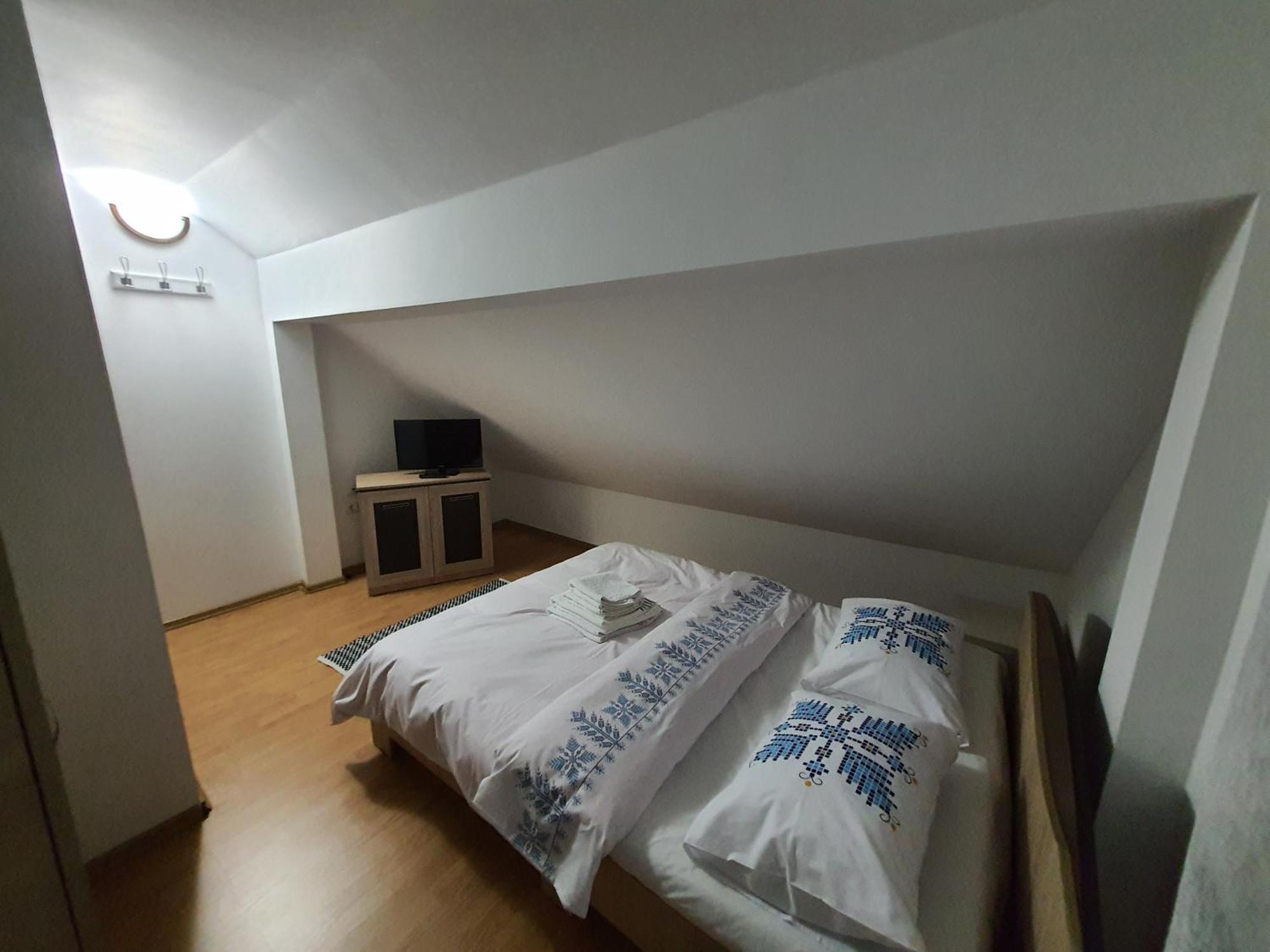 ホテル Casa Alma Borşa 部屋 写真